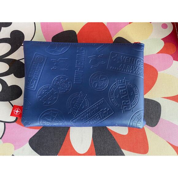 Blue and Red SPIDERMAN Marvel Embossed Faux Leather Zippered Pouch Holder - Picture 1 of 4
